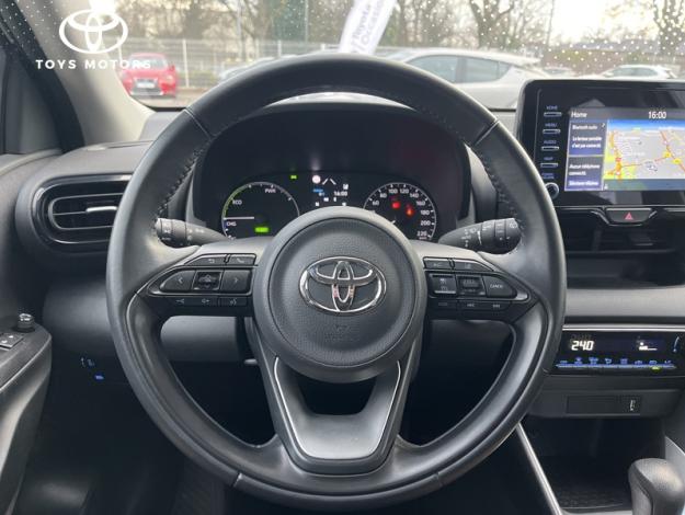 TOYOTA Yaris 116h Dynamic Business  