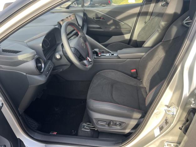 TOYOTA C-HR C HR HYBRIDE NG HYBRIDE 140 GRS PACK&PANO MY26  C HR HYBRIDE NG HYBRIDE 140 GRS PACK&PANO MY26