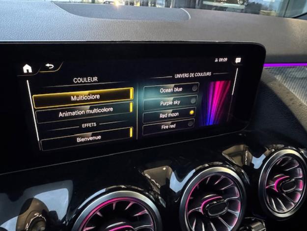 MERCEDES-BENZ GLA 200 d AMG Line  