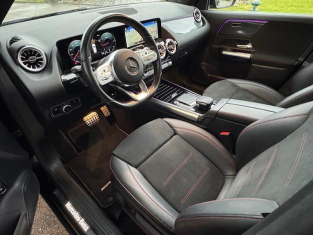 MERCEDES-BENZ GLA 200 d AMG Line  Classe GLA/ H247 GLA 200 d AMG Line