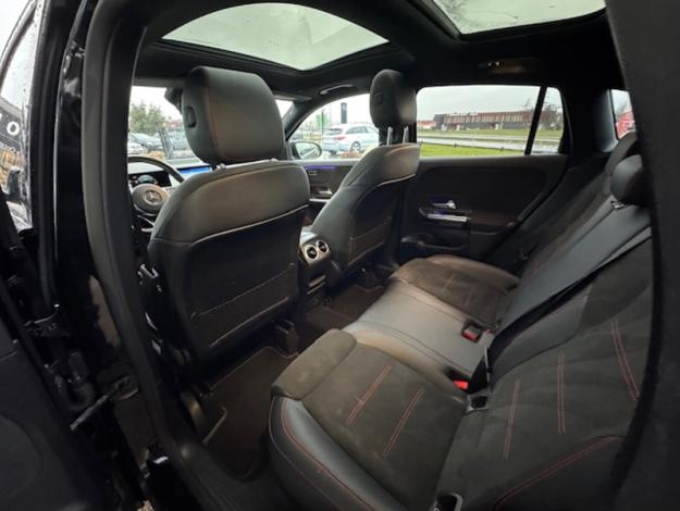 MERCEDES-BENZ GLA 200 d AMG Line  Classe GLA/ H247 GLA 200 d AMG Line