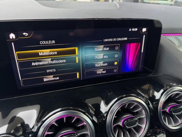 MERCEDES-BENZ GLA 200 d AMG Line  Classe GLA/ H247 GLA 200 d AMG Line