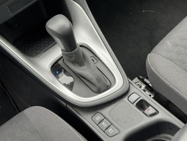 TOYOTA Yaris Hybride 116h Design / Pack Confort  1.5 116 ch 