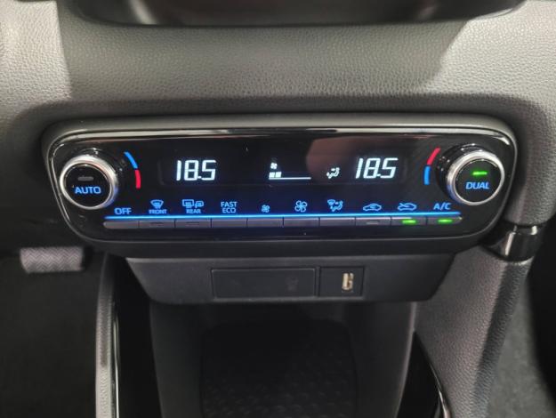 TOYOTA Yaris Hybride 116h Collection  