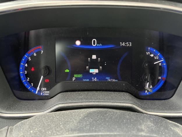 TOYOTA Corolla 122h Dynamic Business  