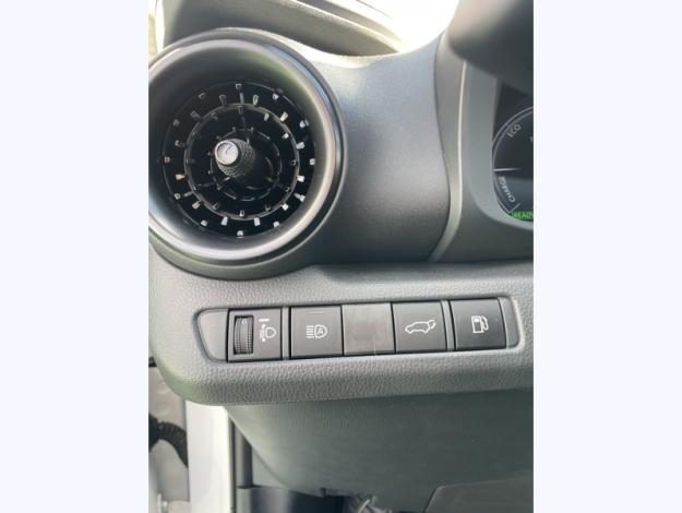 TOYOTA C-HR C HR HYBRIDE NG HYBRIDE 140 DESIGN PACKCONF MY25  C HR HYBRIDE HYBRIDE 140 DESIGN PACKCONF MY25