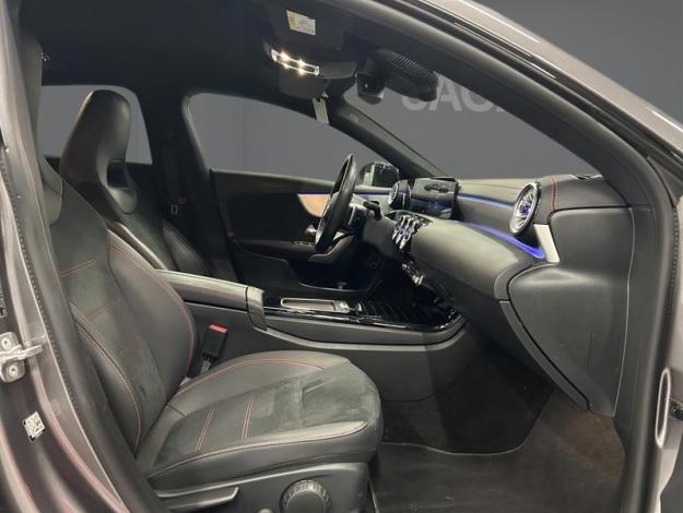 MERCEDES-BENZ CLA 180 d Shooting Brake AMG Line  