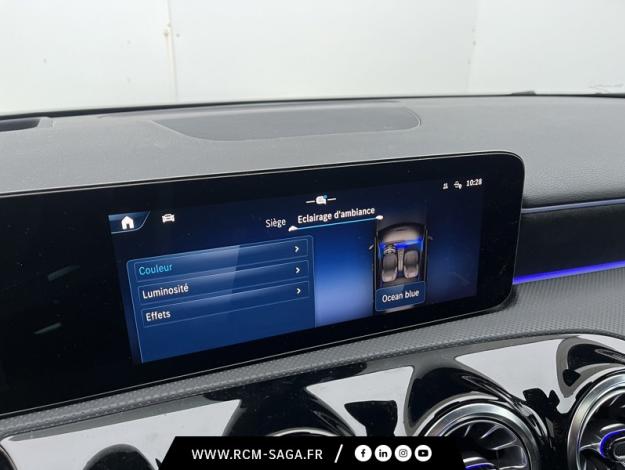 MERCEDES-BENZ Classe A 180 d Berline AMG Line  Classe A Berline / V1771 Classe A 180 d Berline AMG Line