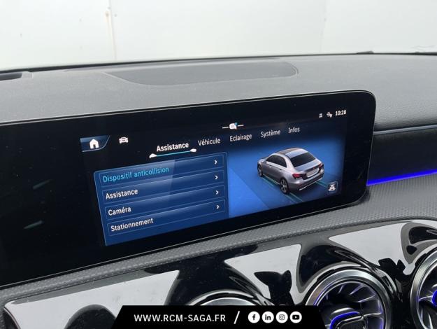 MERCEDES-BENZ Classe A 180 d Berline AMG Line  Classe A Berline / V1771 Classe A 180 d Berline AMG Line