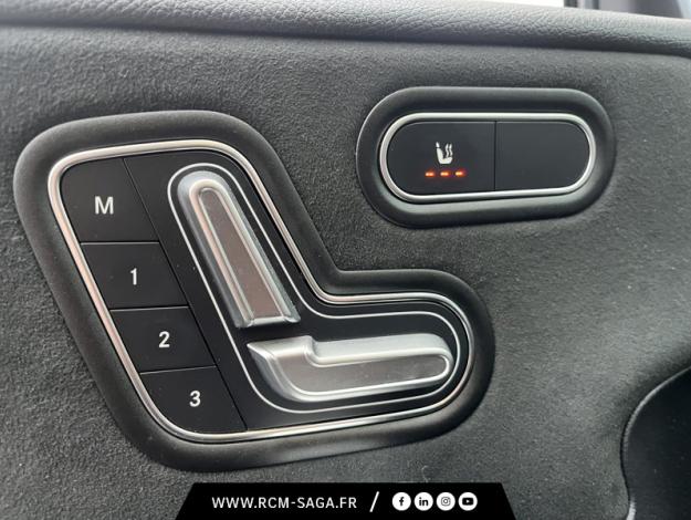 MERCEDES-BENZ Classe A 180 d Berline AMG Line  Classe A Berline / V1771 Classe A 180 d Berline AMG Line