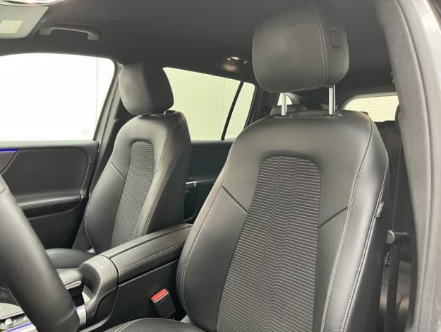 MERCEDES-BENZ GLB 200 d Progressive Line  