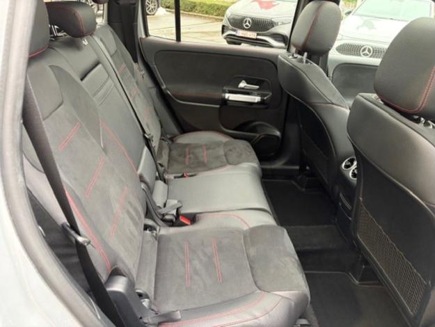 MERCEDES-BENZ GLB 200 AMG Night 7 places Toit Pano  