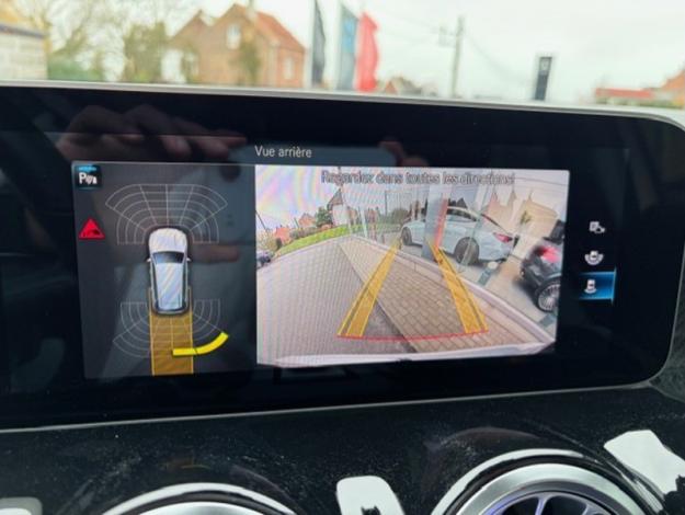 MERCEDES-BENZ GLB 200 AMG Night 7 places Toit Pano  