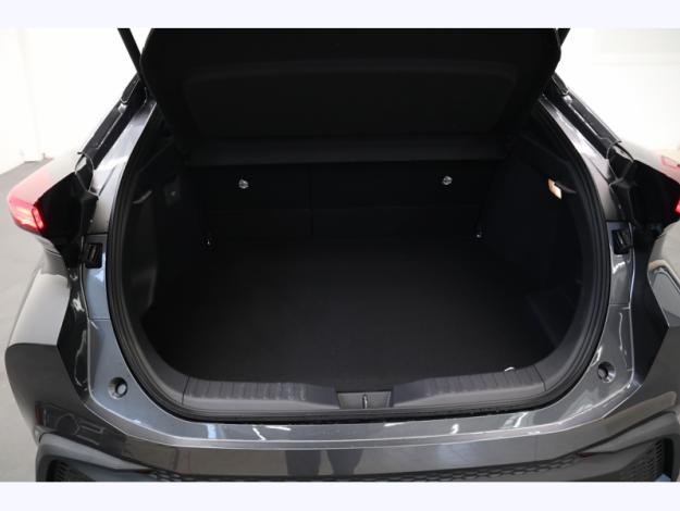 TOYOTA C-HR Plug-In Hybrid FWD Design   