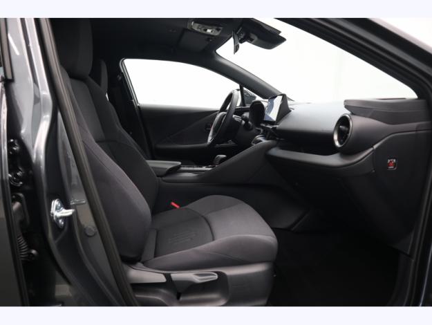 TOYOTA C-HR Plug-In Hybrid FWD Design   