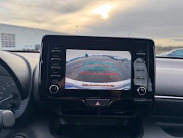 TOYOTA Yaris Hybride 116h Dynamic Business   