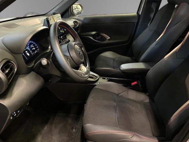 TOYOTA Yaris Cross 1.5 HYBRID 130H GR SPORT AUTO  
