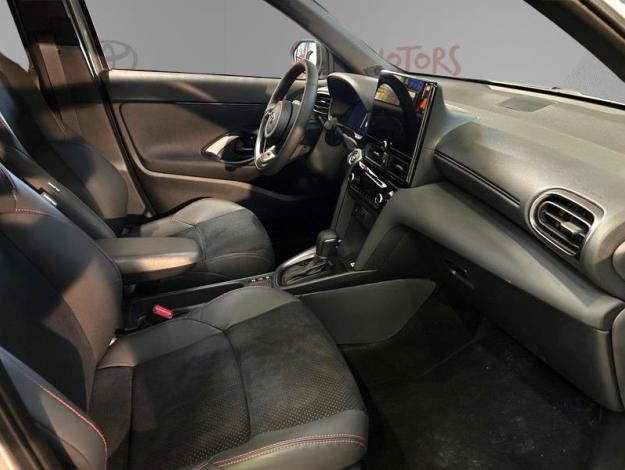 TOYOTA Yaris Cross 1.5 HYBRID 130H GR SPORT AUTO  
