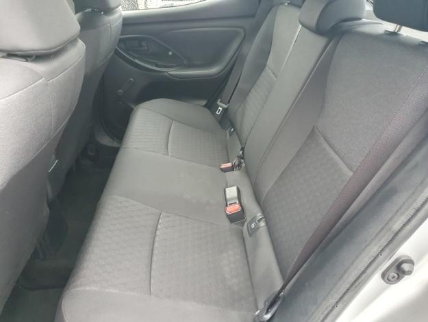 TOYOTA Yaris 116h Dynamic business  