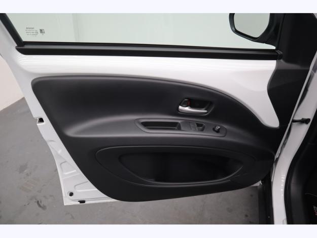 TOYOTA Aygo X Hybride 116h GR Sport  AYGO X CROSSOVER 116H GR SPORT JBL VD MC26