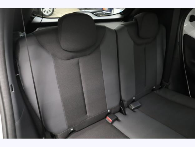 TOYOTA Aygo X Hybride 116h GR Sport  AYGO X CROSSOVER 116H GR SPORT JBL VD MC26