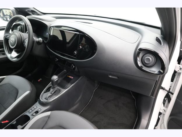 TOYOTA Aygo X Hybride 116h GR Sport  AYGO X CROSSOVER 116H GR SPORT JBL VD MC26