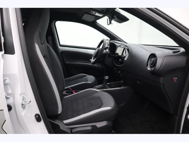 TOYOTA Aygo X Hybride 116h GR Sport  AYGO X CROSSOVER 116H GR SPORT JBL VD MC26