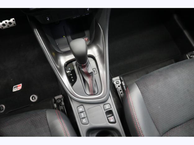 TOYOTA Yaris Hybrid GR Sport  1.5 131 ch 