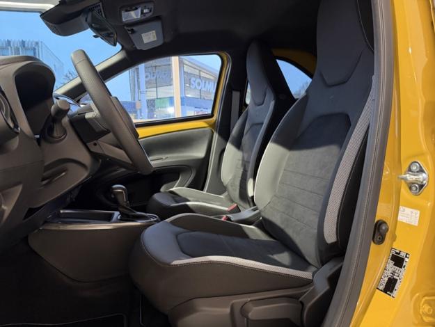 TOYOTA Aygo X Hybride 116h GR Sport  AYGO X CROSSOVER 116H GR SPORT JBL VD MC26