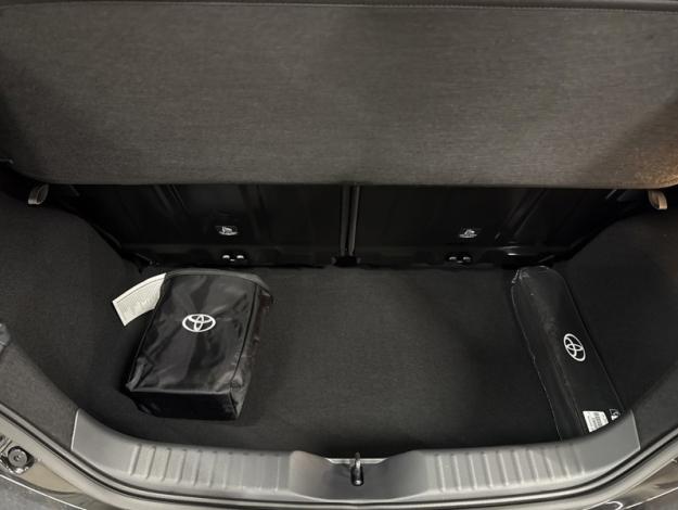 TOYOTA Aygo X Hybride 116h Graphic  AYGO X CROSSOVER 116H GRAPHIC ZENRADA VD MC26