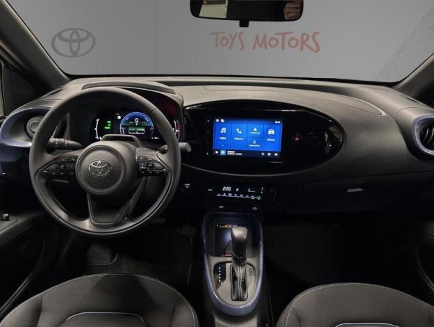 TOYOTA Aygo X Hybride 116h Graphic  AYGO X CROSSOVER 116H GRAPHIC ZENRADA VD MC26