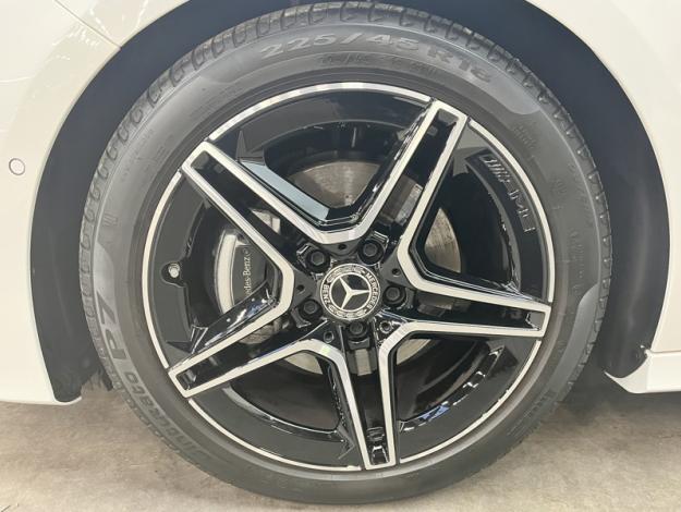 MERCEDES-BENZ Classe A 200 d AMG Line  