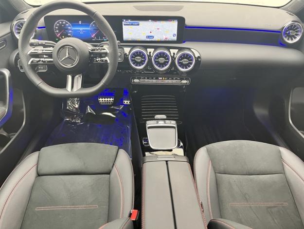 MERCEDES-BENZ Classe A 200 d AMG Line  