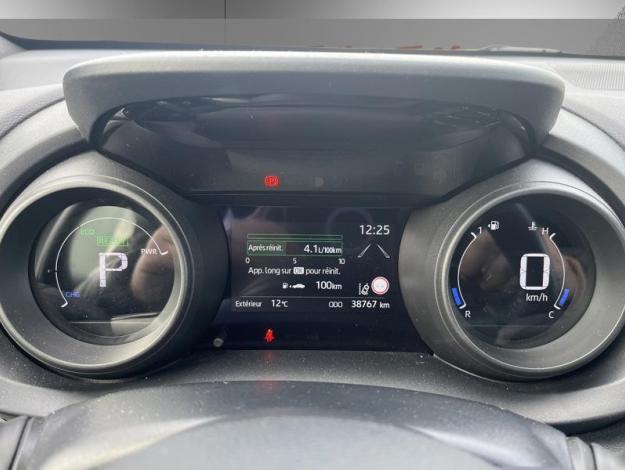 TOYOTA Yaris Cross 1.5 HYBRID 116H DESIGN MY22  