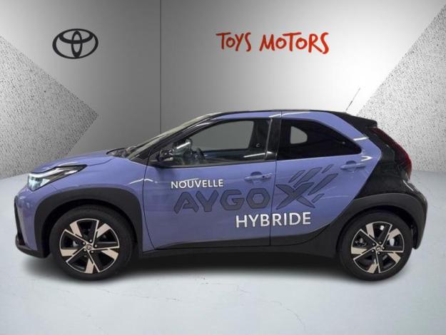 TOYOTA Aygo X Hybride 116h Graphic  AYGO X CROSSOVER 116H GRAPHIC ZENRADA VD MC26
