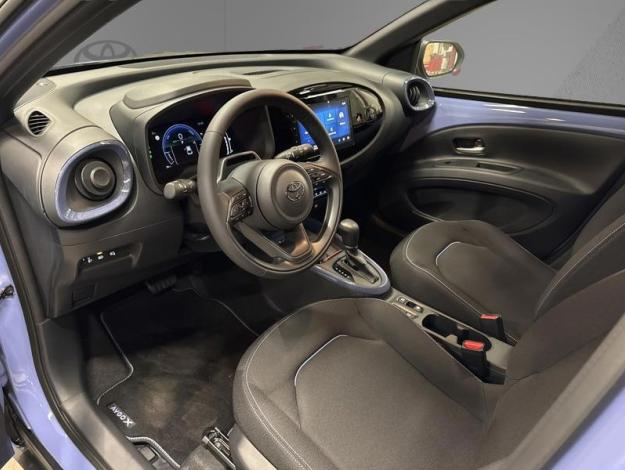 TOYOTA Aygo X Hybride 116h Graphic  AYGO X CROSSOVER 116H GRAPHIC ZENRADA VD MC26