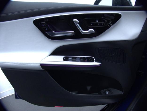 MERCEDES-BENZ GLC Coupé GLC 300 e Hybrid EQ 4MATIC Coupé AMG Line  