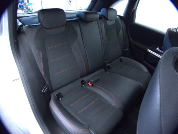 MERCEDES-BENZ Classe B 180 AMG Line Edition  