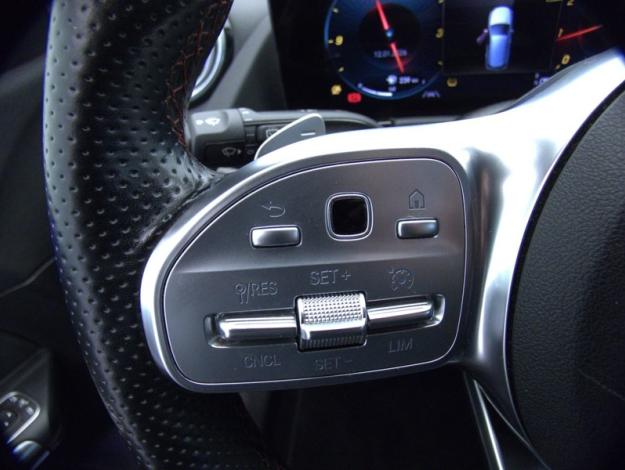 MERCEDES-BENZ Classe B 180 AMG Line Edition  