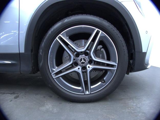 MERCEDES-BENZ GLB 200 d AMG Line  
