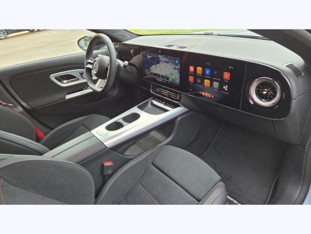 MERCEDES-BENZ CLA Coupé CLA 200 AMG Line  CLA 200 AMG Line