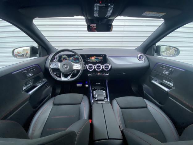 MERCEDES-BENZ EQA 250+ AMG Line  