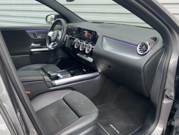 MERCEDES-BENZ EQA 250+ AMG Line  