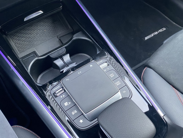 MERCEDES-BENZ EQA 250+ AMG Line  