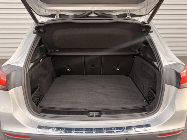 MERCEDES-BENZ GLA 200 d AMG Line  GLA 200 d AMG Line