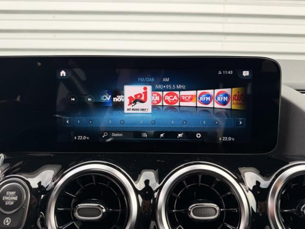 MERCEDES-BENZ GLA 200 d AMG Line  GLA 200 d AMG Line