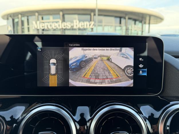 MERCEDES-BENZ Classe B 180 AMG Line Edition  