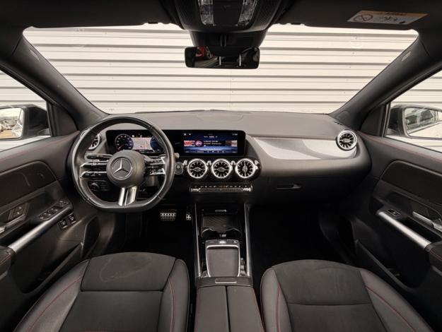 MERCEDES-BENZ GLA 250 e AMG Line  GLA 250 e AMG Line