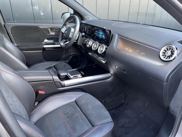 MERCEDES-BENZ Classe B 200 d AMG Line Edition  