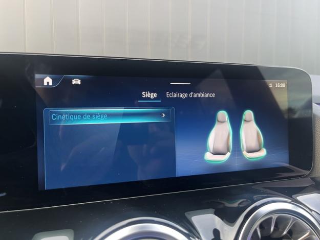 MERCEDES-BENZ GLA 200 d AMG Line  